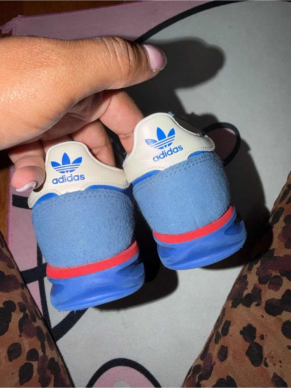 adidas kids Blue and White Ortholite Low-Top Sneakers
